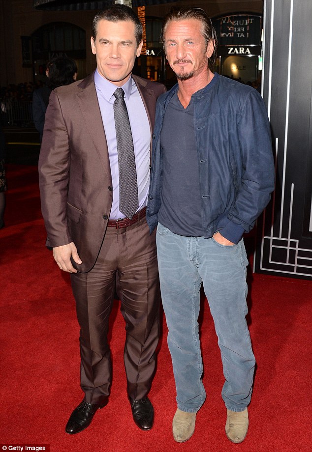 Josh Brolin ve Sean Penn.